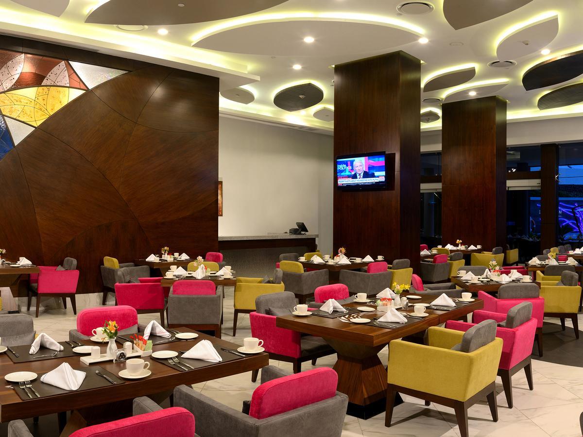Hs Hotsson Hotel Irapuato Exteriér fotografie